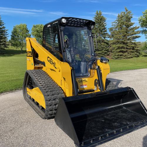 GEHL R / RT Skid Steer Door